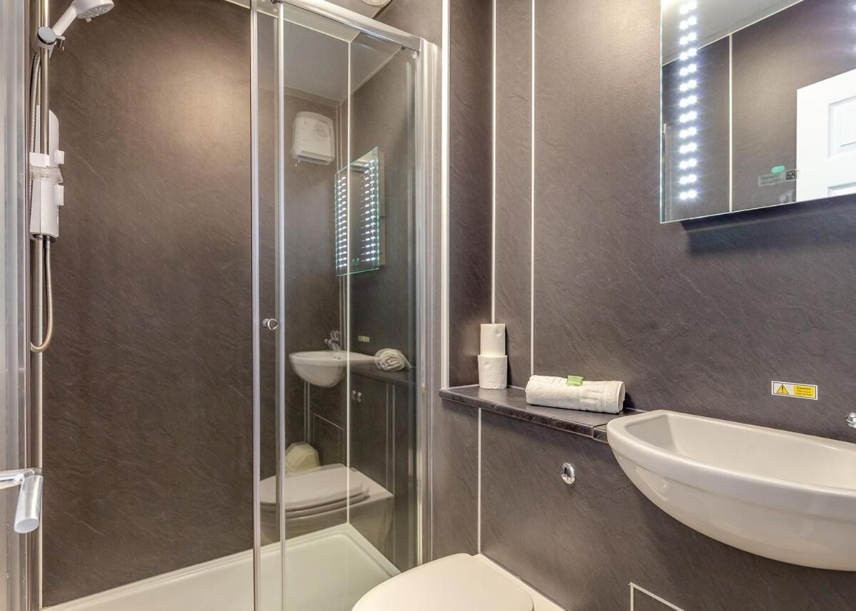 North Devon Resort Ilfracombe Bagian luar foto